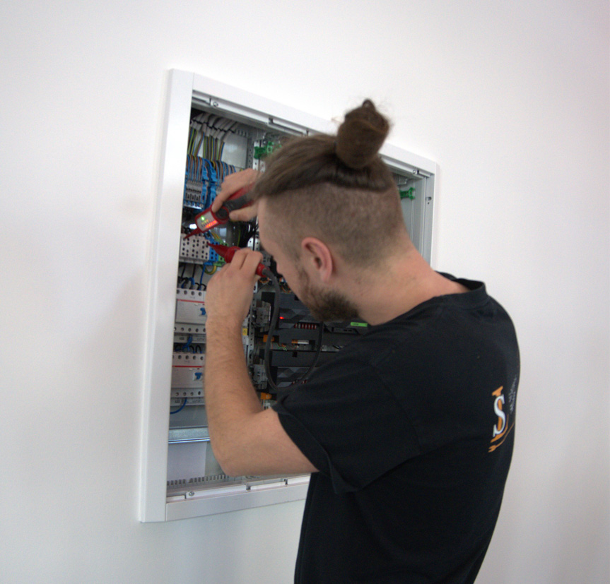 LS-Elektro Team – Ihr leistungsstarker Partner für Elektroinstallationen in Kirchheim bei München